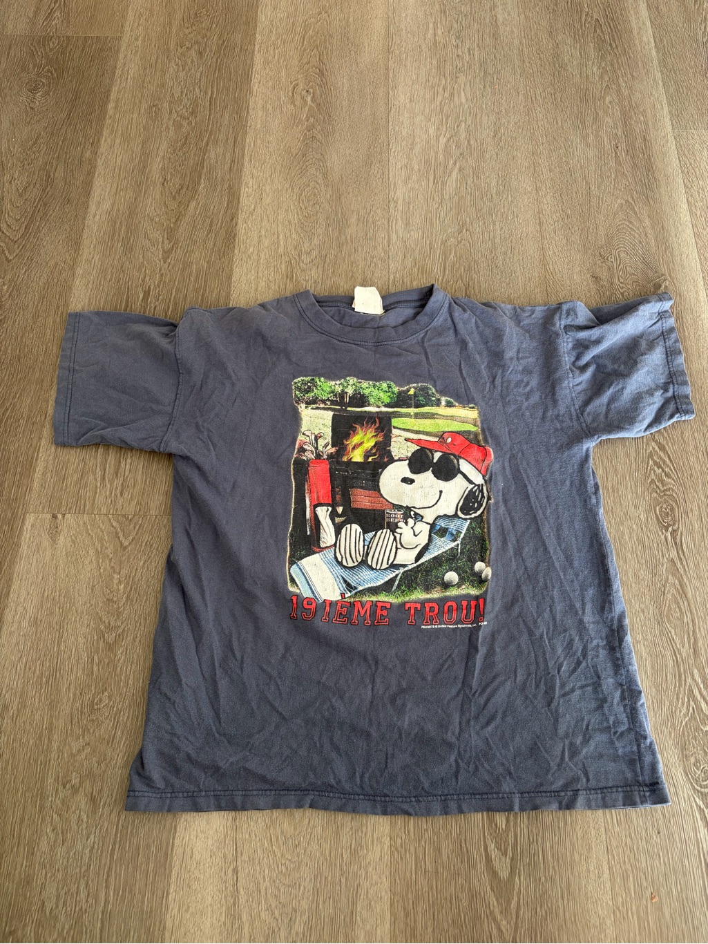 Peanuts Snoopy Vintage Rare French 19e Trou T Shirt